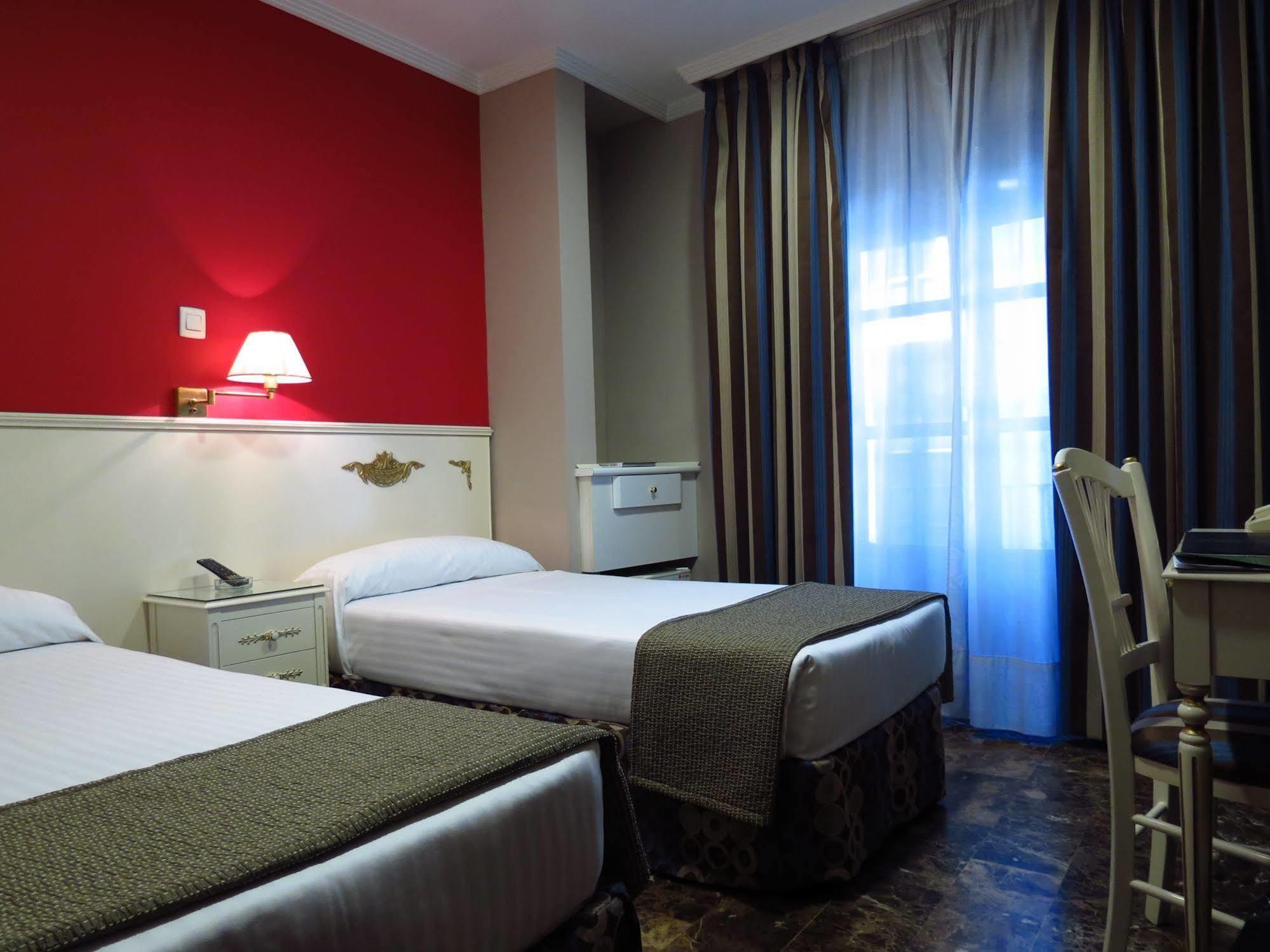 Hotel Boutique Catedral Вальядолид Номер фото
